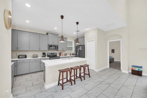 Villa ou maison à vendre à Davenport, Floride: 5 chambres, 286.23 m2 № 994906 - photo 14