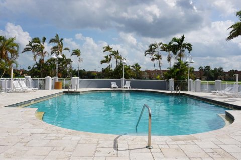 Condo in Cutler Bay, Florida, 1 bedroom  № 2183357 - photo 16