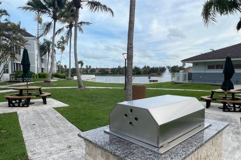 Condo in Cutler Bay, Florida, 1 bedroom  № 2183357 - photo 19