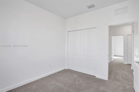 Touwnhouse à louer à Homestead, Floride: 3 chambres, 133.97 m2 № 2085285 - photo 25