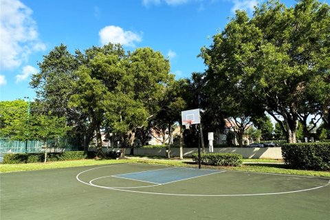 Condo in Pompano Beach, Florida, 1 bedroom  № 1941279 - photo 22