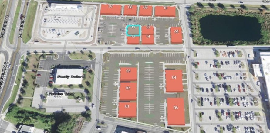 Propiedad comercial en Kissimmee, Florida № 2217963