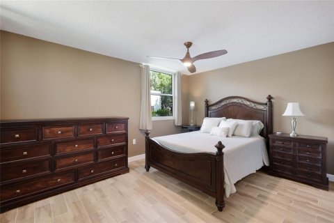 Condo in Bradenton, Florida, 2 bedrooms  № 2379822 - photo 22