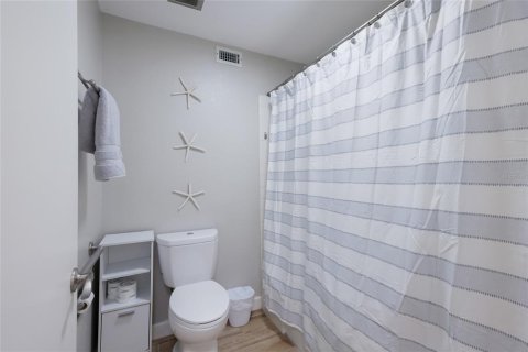 Condo in Bradenton, Florida, 2 bedrooms  № 2379822 - photo 20