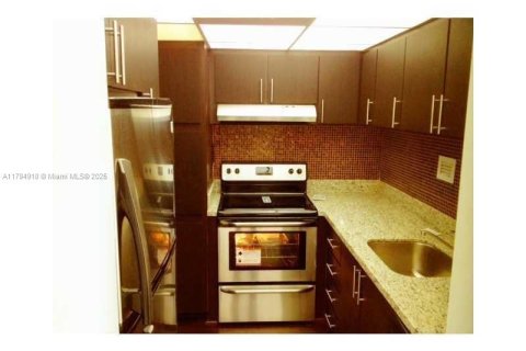 Copropriété à louer à Miami Beach, Floride: 1 chambre, 79.15 m2 № 1725983 - photo 5