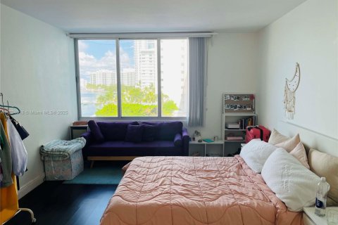 Copropriété à louer à Miami Beach, Floride: 1 chambre, 79.15 m2 № 1725983 - photo 8