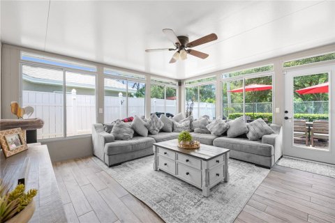 Casa en venta en Seminole, Florida, 4 dormitorios, 211.07 m2 № 1802973 - foto 21