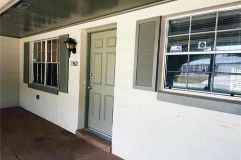 House in Ocala, Florida 2 bedrooms, 104.14 sq.m. № 2219122 - photo 3