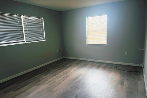 House in Ocala, Florida 2 bedrooms, 104.14 sq.m. № 2219122 - photo 11