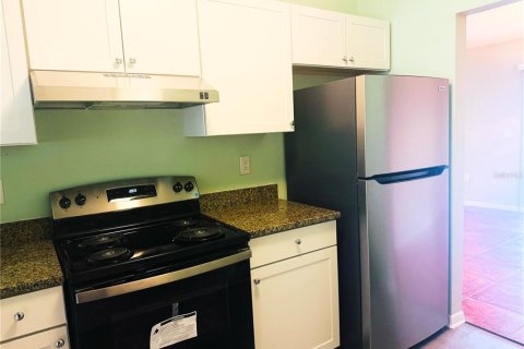 House in Ocala, Florida 2 bedrooms, 104.14 sq.m. № 2219122 - photo 14