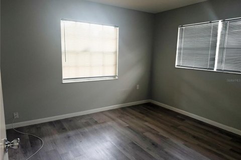 House in Ocala, Florida 2 bedrooms, 104.14 sq.m. № 2219122 - photo 9
