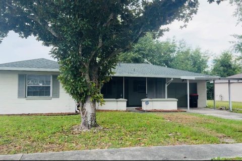 House in Ocala, Florida 2 bedrooms, 104.14 sq.m. № 2219122 - photo 17