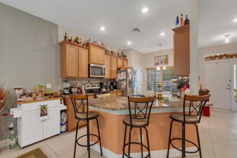 Casa en venta en Port St. Lucie, Florida, 5 dormitorios, 255.85 m2 № 2178356 - foto 8