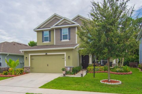 Casa en venta en Port St. Lucie, Florida, 5 dormitorios, 255.85 m2 № 2178356 - foto 2