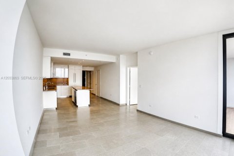Condo in Miami, Florida, 1 bedroom  № 2186323 - photo 15