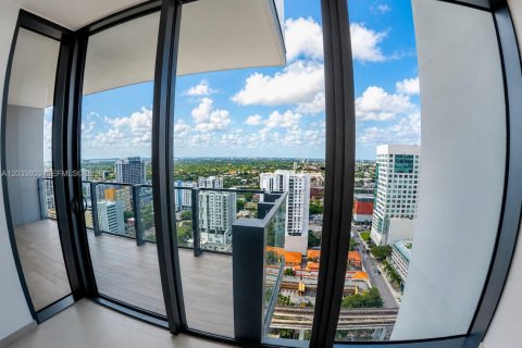 Condo in Miami, Florida, 1 bedroom  № 2186323 - photo 27