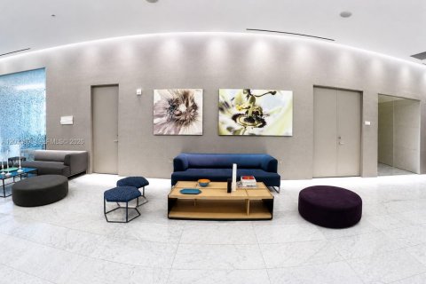 Condo in Miami, Florida, 1 bedroom  № 2186323 - photo 5