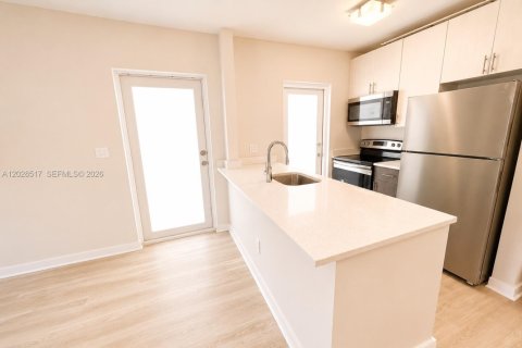 Appartement à louer à Miami Beach, Floride: 1 chambre, 63.17 m2 № 2085624 - photo 6
