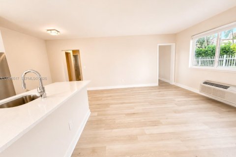 Appartement à Miami Beach, Floride 1 chambre, 63.17 m2 № 2085624