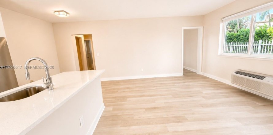 Appartement à Miami Beach, Floride 1 chambre, 63.17 m2 № 2085624