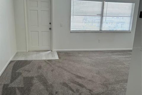 Condominio en alquiler en Saint Petersburg, Florida, 1 dormitorio, 54.35 m2 № 1917075 - foto 4