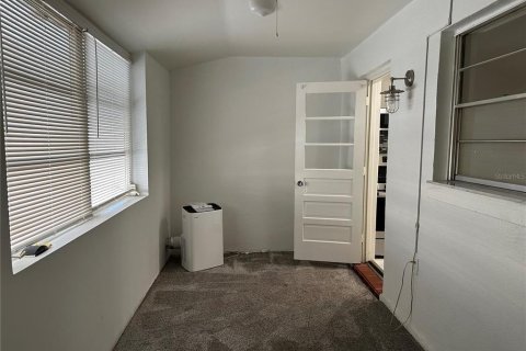 Condominio en alquiler en Saint Petersburg, Florida, 1 dormitorio, 54.35 m2 № 1917075 - foto 21