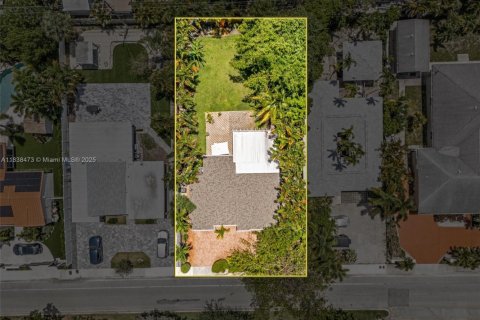 House in Fort Lauderdale, Florida 3 bedrooms, 118.54 sq.m. № 1830118 - photo 25