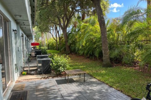 Touwnhouse à vendre à Riviera Beach, Floride: 3 chambres, 122.45 m2 № 2147316 - photo 3