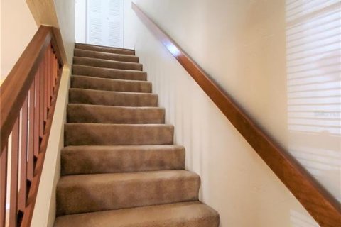 Townhouse in Gainesville, Florida 2 bedrooms, 83.61 sq.m. № 1806872 - photo 5