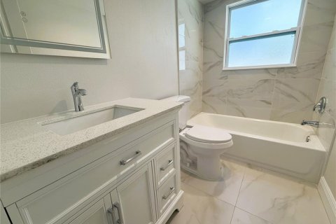 Снять в аренду квартиру в Мадейра - Бич, Флорида 1 комната, 71.53м2, № 2099539 - фото 8