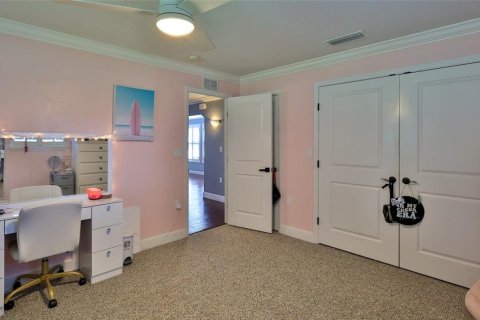 House in New Smyrna Beach, Florida 4 bedrooms, 204.38 sq.m. № 1755141 - photo 20