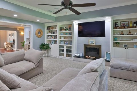 House in New Smyrna Beach, Florida 4 bedrooms, 204.38 sq.m. № 1755141 - photo 13