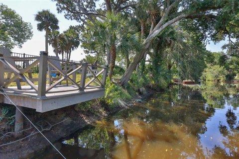 House in New Smyrna Beach, Florida 4 bedrooms, 204.38 sq.m. № 1755141 - photo 27
