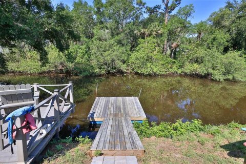 House in New Smyrna Beach, Florida 4 bedrooms, 204.38 sq.m. № 1755141 - photo 26