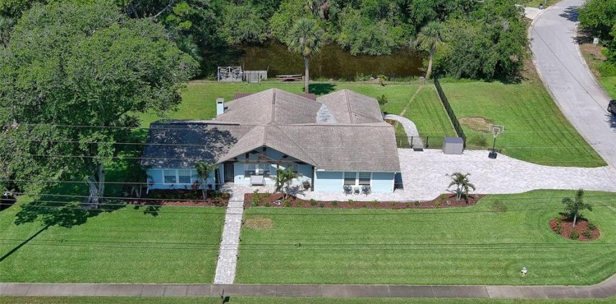 House in New Smyrna Beach, Florida 4 bedrooms, 204.38 sq.m. № 1755141