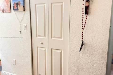 Купить таунхаус в Мирамар, Флорида 2 спальни, 99.41м2, № 1969704 - фото 13