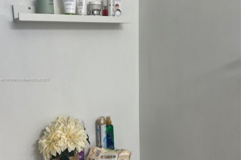 Купить таунхаус в Мирамар, Флорида 2 спальни, 99.41м2, № 1969704 - фото 23