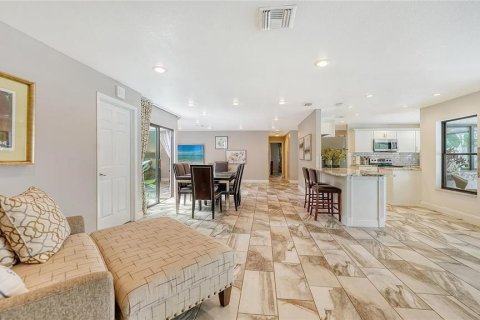 Villa ou maison à vendre à Sarasota, Floride: 2 chambres, 151.43 m2 № 2093161 - photo 19