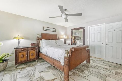 Villa ou maison à vendre à Sarasota, Floride: 2 chambres, 151.43 m2 № 2093161 - photo 27
