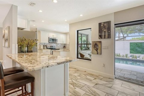 Villa ou maison à vendre à Sarasota, Floride: 2 chambres, 151.43 m2 № 2093161 - photo 11