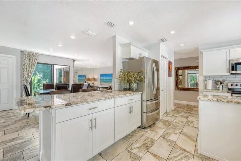 Villa ou maison à vendre à Sarasota, Floride: 2 chambres, 151.43 m2 № 2093161 - photo 10