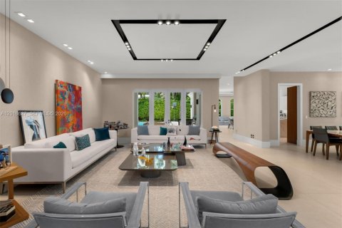 Villa ou maison à vendre à Golden Beach, Floride: 7 chambres, 419.27 m2 № 2077556 - photo 4