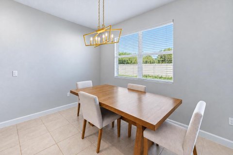 Casa en venta en Port St. Lucie, Florida, 3 dormitorios, 175.96 m2 № 2410780 - foto 13