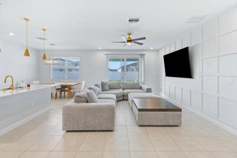 Casa en venta en Port St. Lucie, Florida, 3 dormitorios, 175.96 m2 № 2410780 - foto 7