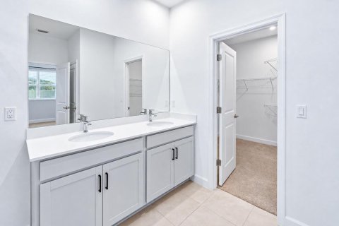 Casa en venta en Port St. Lucie, Florida, 3 dormitorios, 175.96 m2 № 2410780 - foto 19