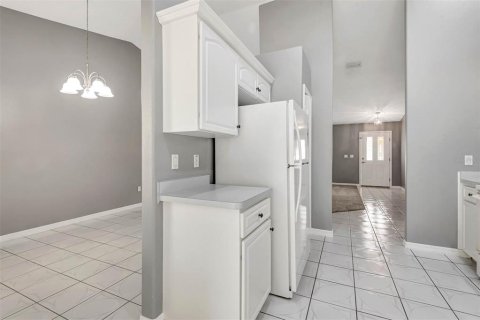 House in Palm Coast, Florida 3 bedrooms, 172.71 sq.m. № 1780288 - photo 12