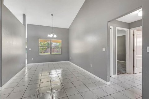 House in Palm Coast, Florida 3 bedrooms, 172.71 sq.m. № 1780288 - photo 6