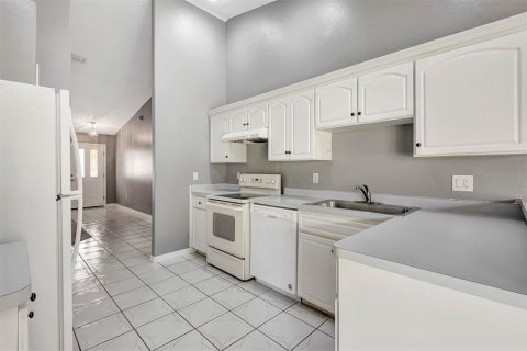 House in Palm Coast, Florida 3 bedrooms, 172.71 sq.m. № 1780288 - photo 9