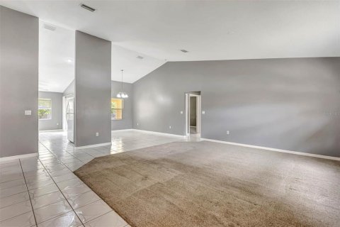 House in Palm Coast, Florida 3 bedrooms, 172.71 sq.m. № 1780288 - photo 5
