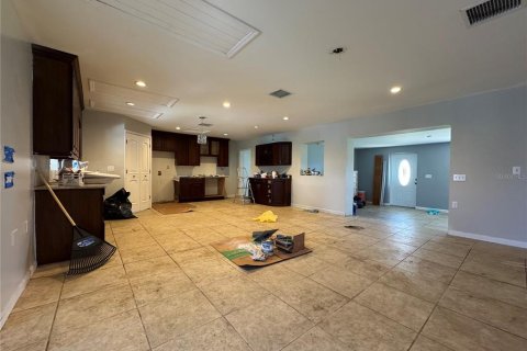 Casa en venta en Lake Wales, Florida, 3 dormitorios, 183.48 m2 № 1742878 - foto 4